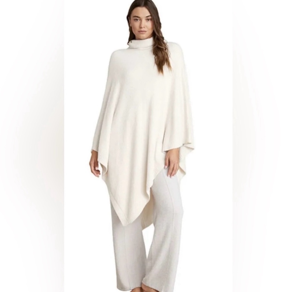 EUC Barefoot Dreams Turtleneck Poncho